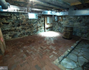30 Cornhill Street - Photo Thumbnail 21