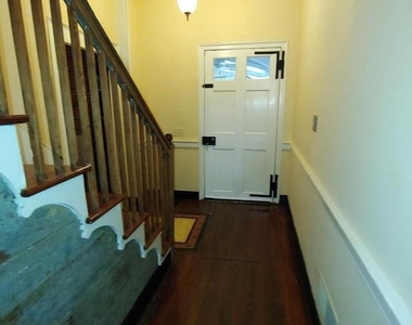 30 Cornhill Street - Photo Thumbnail 8