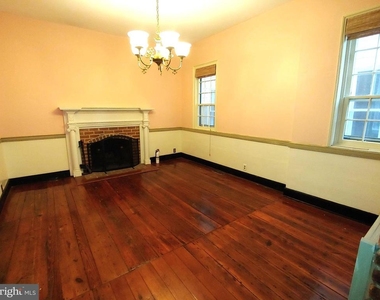 30 Cornhill Street - Photo Thumbnail 9