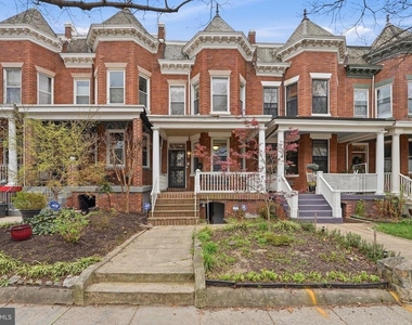 56 Adams Street Nw - Photo Thumbnail 40
