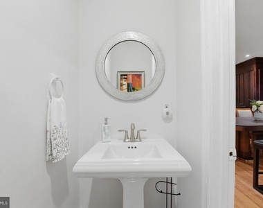 56 Adams Street Nw - Photo Thumbnail 15