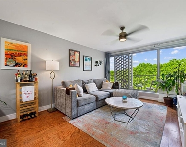 800 4th Street Sw - Photo Thumbnail 2