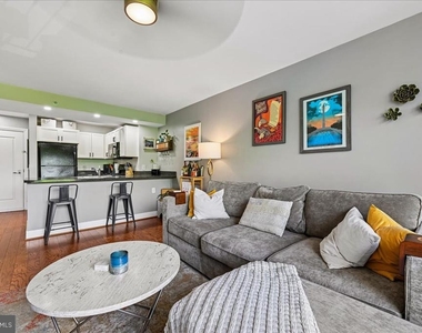 800 4th Street Sw - Photo Thumbnail 5