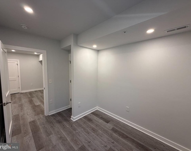 1516 18th Street Se - Photo Thumbnail 4