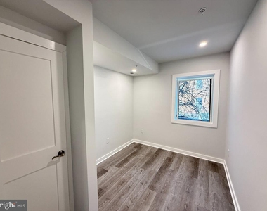 1516 18th Street Se - Photo Thumbnail 8