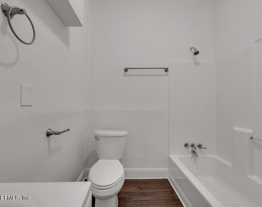 2410 Mcquade Street - Photo Thumbnail 11