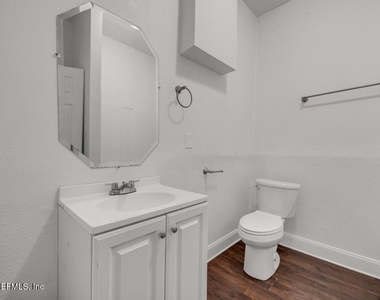 2410 Mcquade Street - Photo Thumbnail 10
