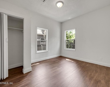 2410 Mcquade Street - Photo Thumbnail 8