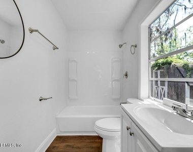2410 Mcquade Street - Photo Thumbnail 16