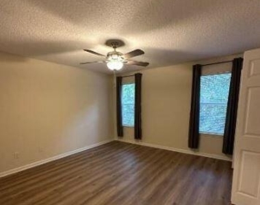 7875 Melvin Road - Photo Thumbnail 11