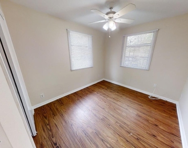 2178 W 41st Street - Photo Thumbnail 8