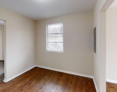 2178 W 41st Street - Photo Thumbnail 19