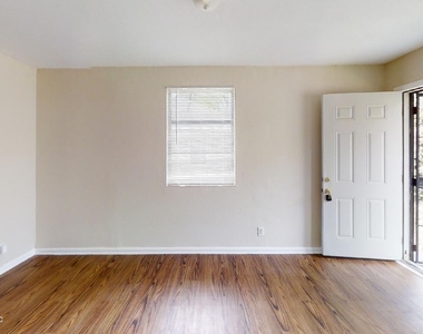 2178 W 41st Street - Photo Thumbnail 5