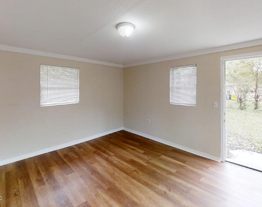 2178 W 41st Street - Photo Thumbnail 4