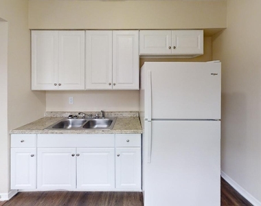 2178 W 41st Street - Photo Thumbnail 2