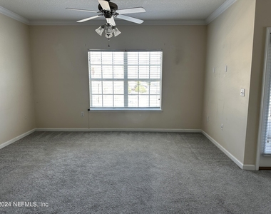 9740 Summer Grove Way W - Photo Thumbnail 3