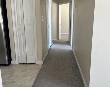 9740 Summer Grove Way W - Photo Thumbnail 5