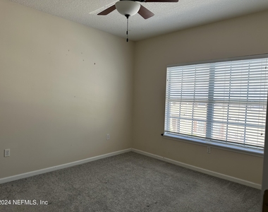 9740 Summer Grove Way W - Photo Thumbnail 6
