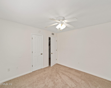 501 Sw 75th Street - Photo Thumbnail 14