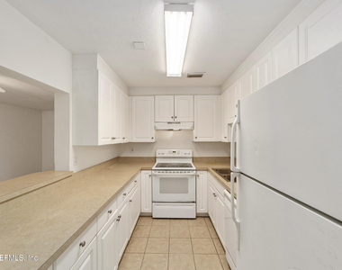 501 Sw 75th Street - Photo Thumbnail 10