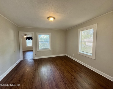 3352 College Street - Photo Thumbnail 13