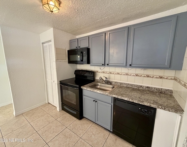 5903 Droad Street - Photo Thumbnail 14