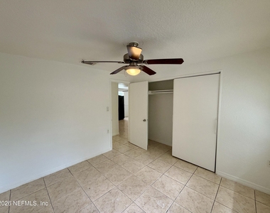 5903 Droad Street - Photo Thumbnail 8