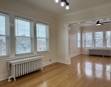 2125 Wesley Avenue - Photo Thumbnail 7