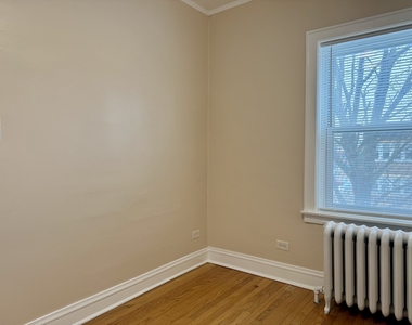 2125 Wesley Avenue - Photo Thumbnail 6