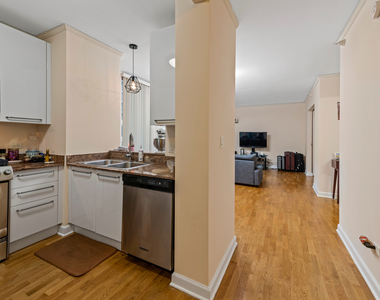 420 E Waterside Drive - Photo Thumbnail 2