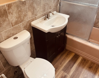 5544 N Campbell Avenue - Photo Thumbnail 11