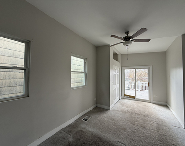 5942 S Justine Street - Photo Thumbnail 4