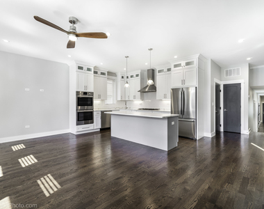 4317 S Forrestville Avenue - Photo Thumbnail 2