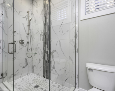 4317 S Forrestville Avenue - Photo Thumbnail 18