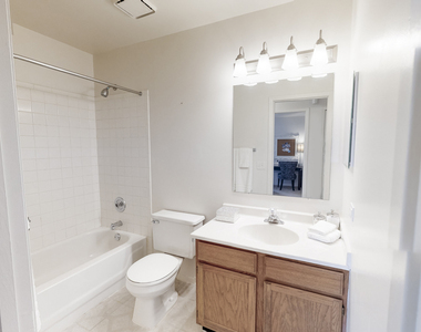 1128 Johnson Drive - Photo Thumbnail 14