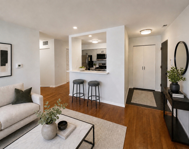 1455 W Fullerton Avenue - Photo Thumbnail 3