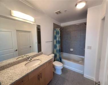 400 W Peachtree Street Nw - Photo Thumbnail 7