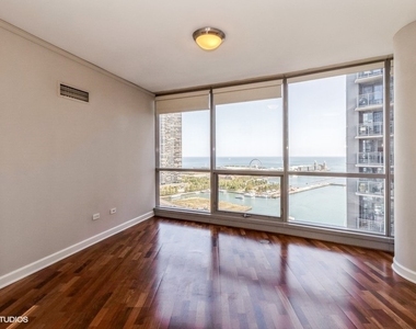 420 E Waterside Drive - Photo Thumbnail 12
