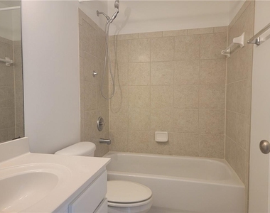 2448 Fairlie Drive - Photo Thumbnail 13