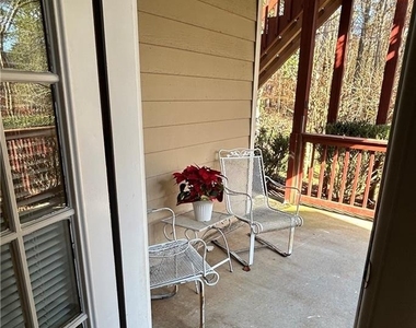 1539 Stampmill Way - Photo Thumbnail 1