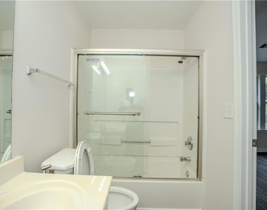4645 Valais Court - Photo Thumbnail 13