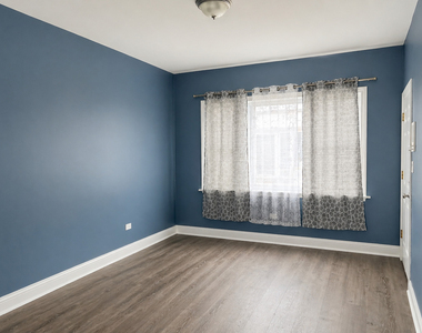 2114 W 51st Street - Photo Thumbnail 2