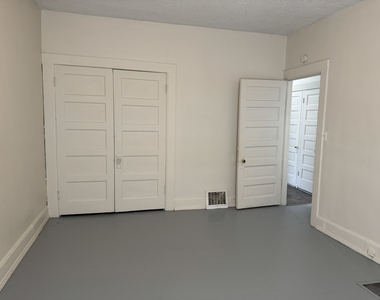 1421 Grand Avenue - Photo Thumbnail 9