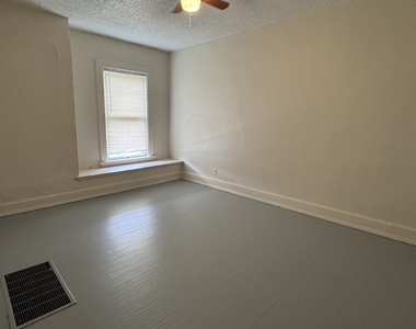 1421 Grand Avenue - Photo Thumbnail 8