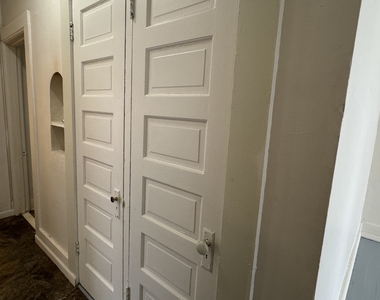1421 Grand Avenue - Photo Thumbnail 3
