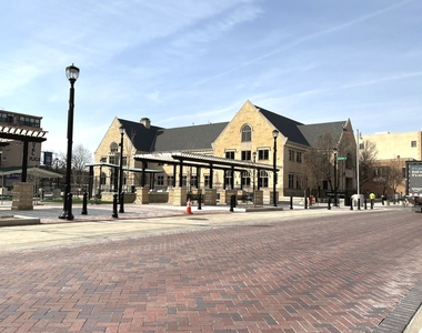 224 E Cass Street - Photo Thumbnail 13