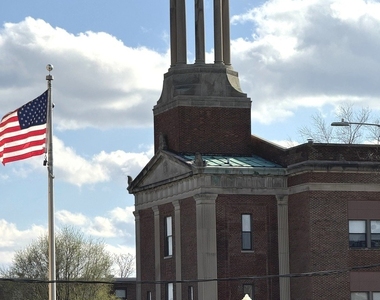 224 E Cass Street - Photo Thumbnail 15