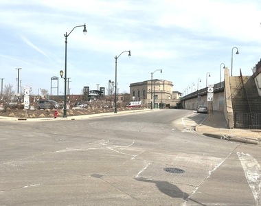 224 E Cass Street - Photo Thumbnail 19