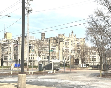 224 E Cass Street - Photo Thumbnail 17