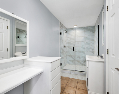 1013 Stonegate Road - Photo Thumbnail 10